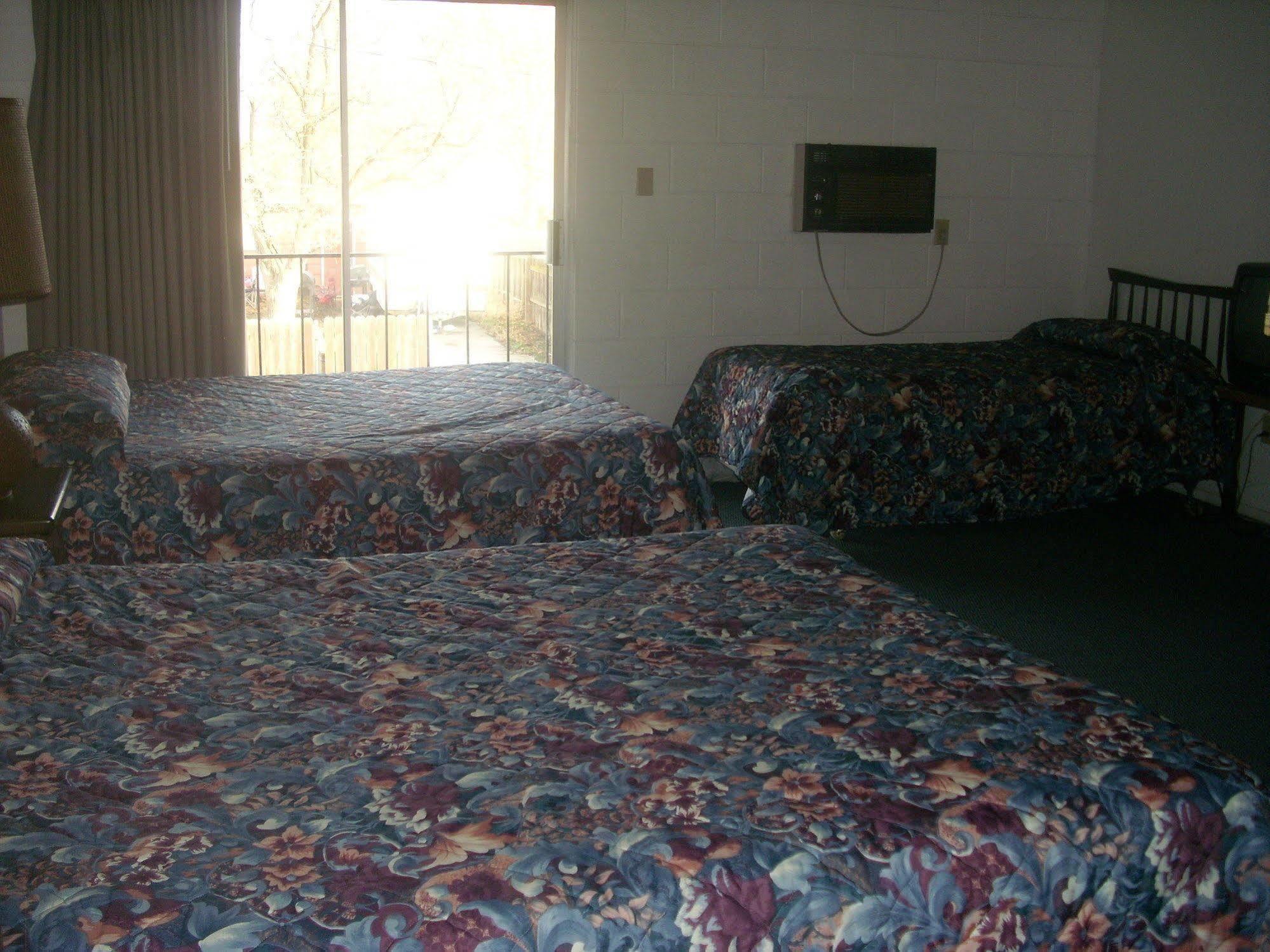 M&M Motel Connell Extérieur photo