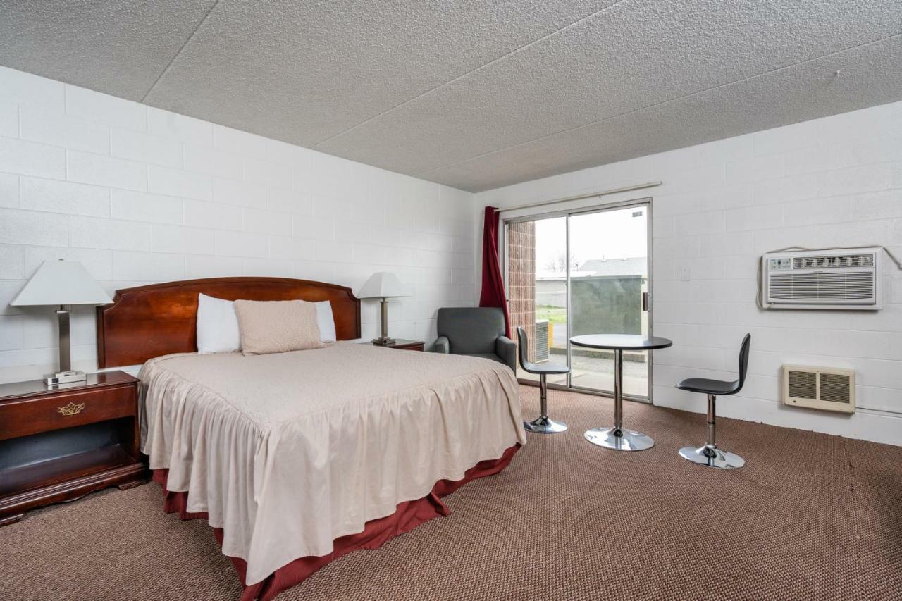 M&M Motel Connell Extérieur photo